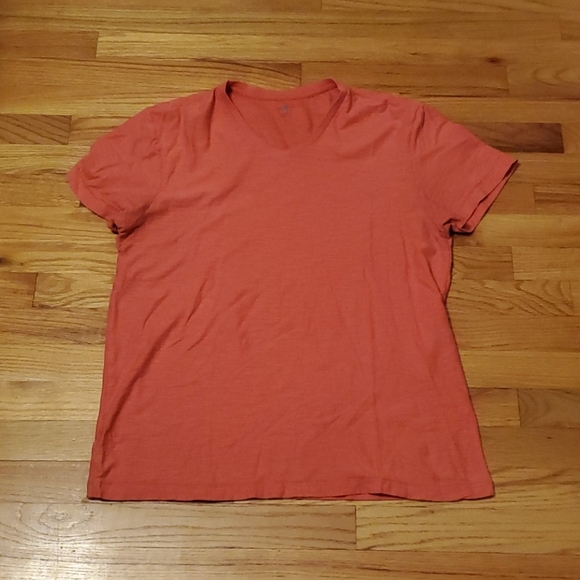 Men's coral tee - Picture 1 of 4